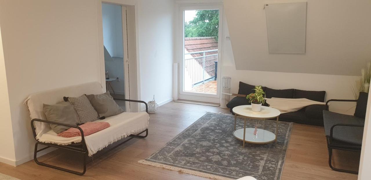 Frisch Renoviert Mit Dachterrasse - Geniesse Ruhe Und Grun Nahe Neustadt Aisch Нойщат ан дер Айш Екстериор снимка